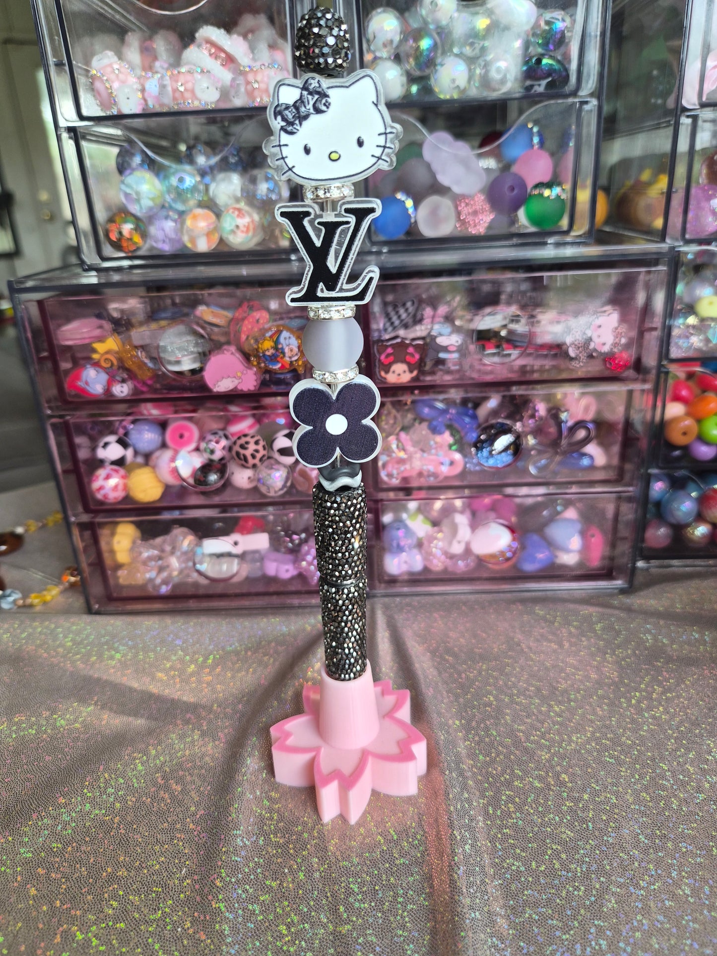 LV Kitty