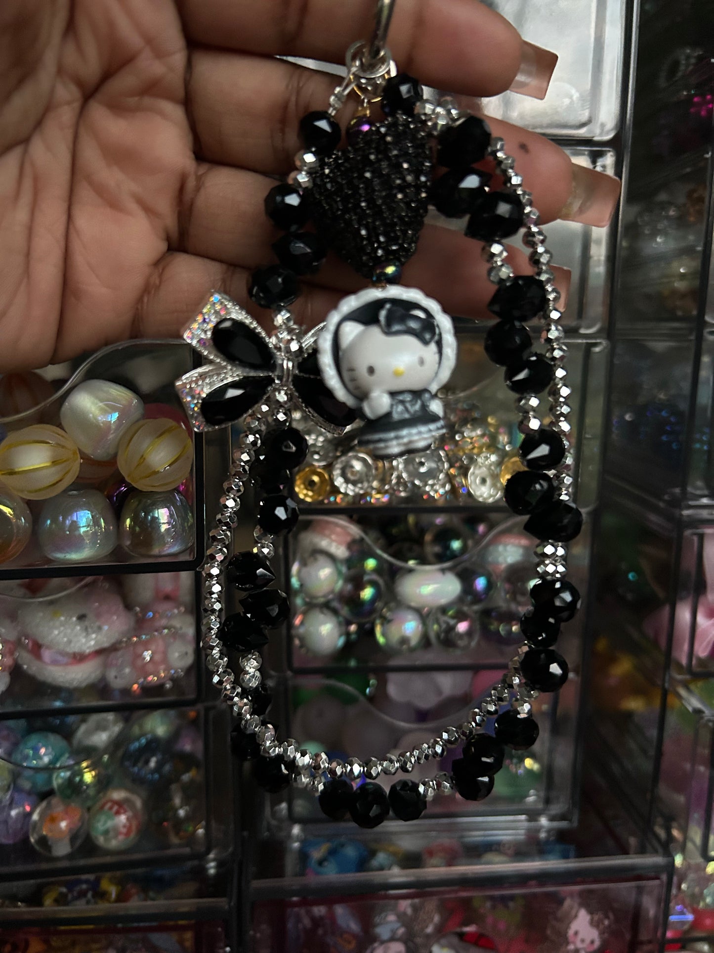 Blk Kitty chain